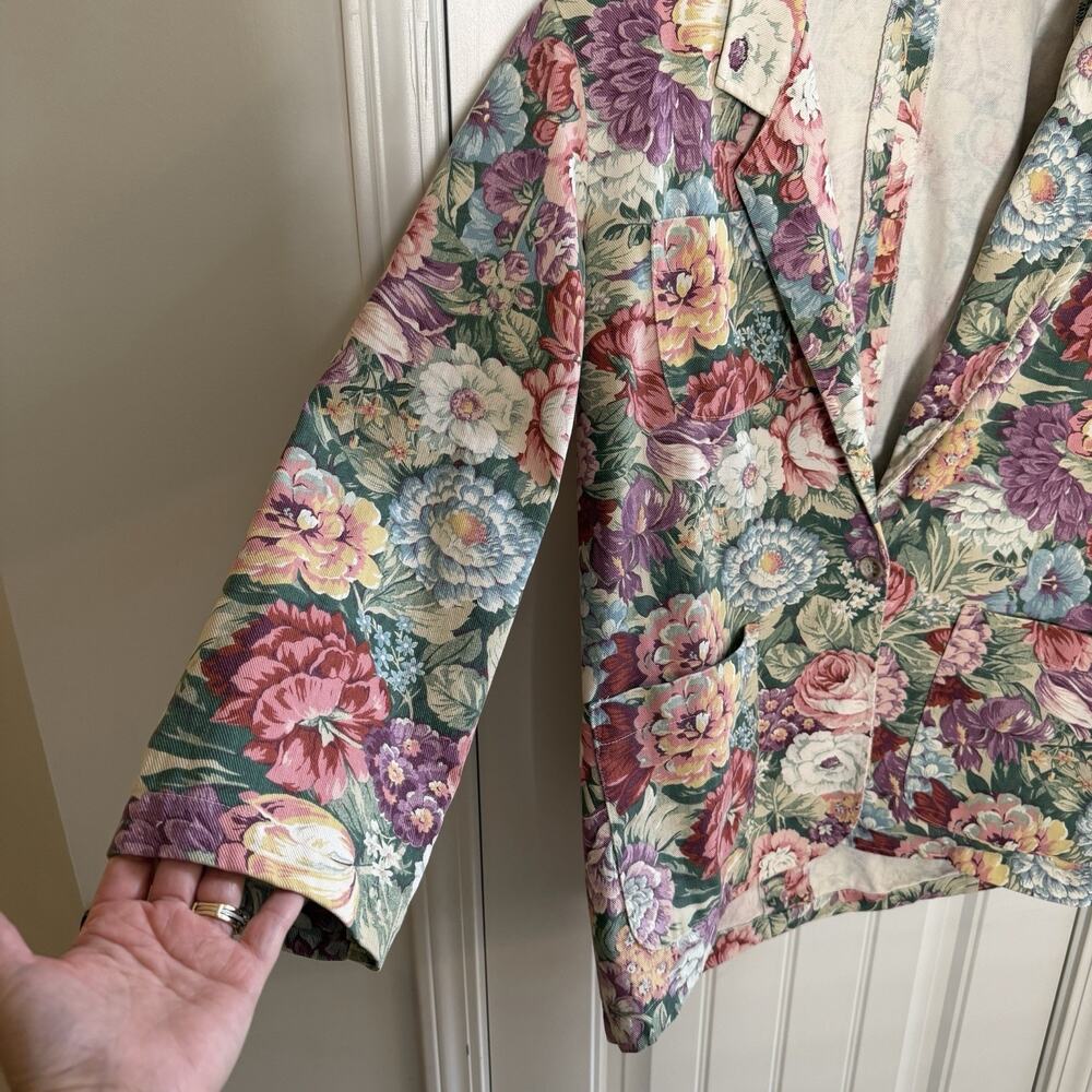 Vintage Floral Tapestry Blazer Gotcha Covered Women’s Size XL USA Made - Picture 2 of 12